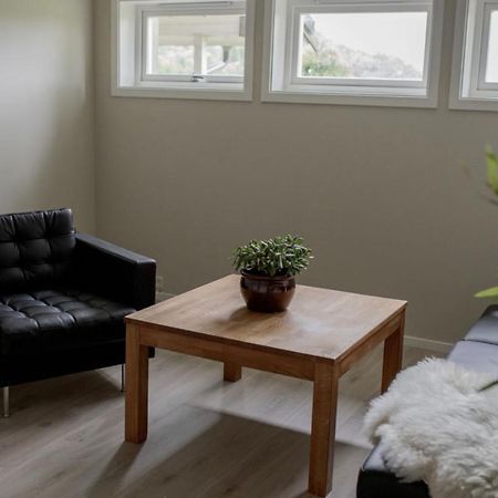 Jasund Sunview Apartment Lyngdal Exterior photo